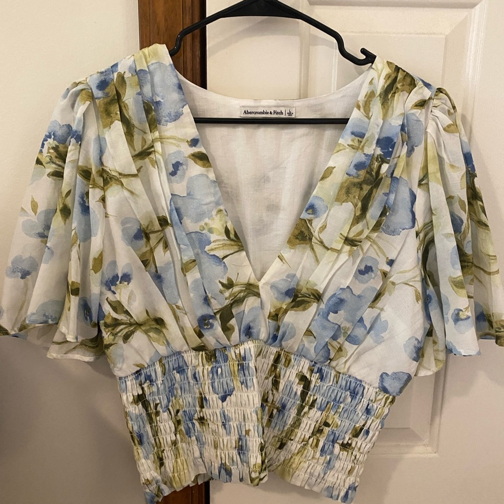 Abercrombie & Fitch Floral Blue Top